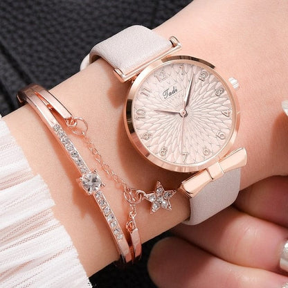 Women's Luxury Magnetic Quartz Bracelet Watch  Pioneer Kitty Market Leather Grey Set  